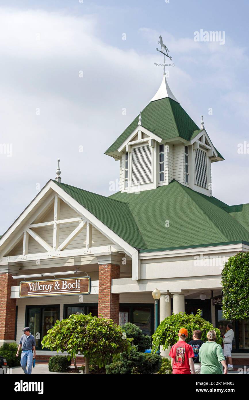 Tennessee Smoky Mountains Foothills,Sevier County,Sevierville,Tanger Outlet mall,consumers,discounts,market,currency,money,advertise,v Stock Photo