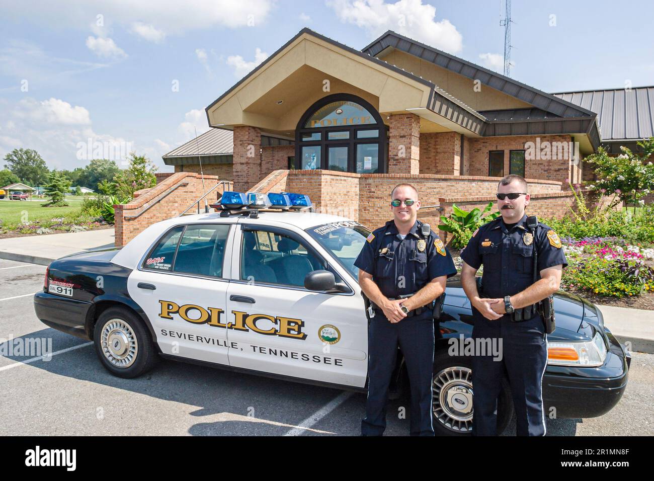 Police unifrom usa hires stock photography and images Alamy