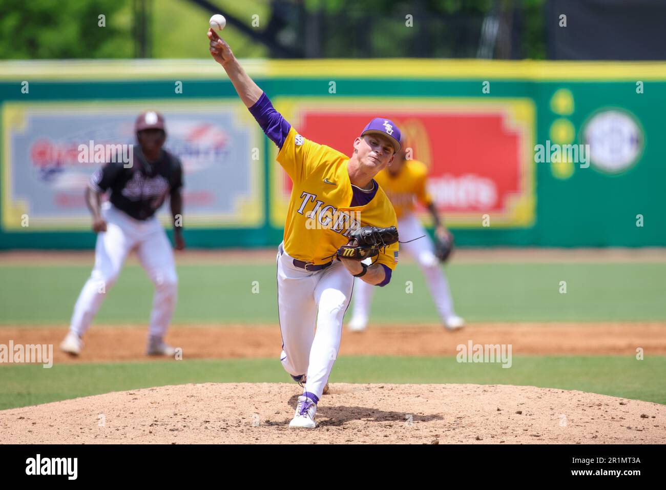 May 14, 2023 LSU pitcher Gavin Guidry (1) delivers a pitch to the