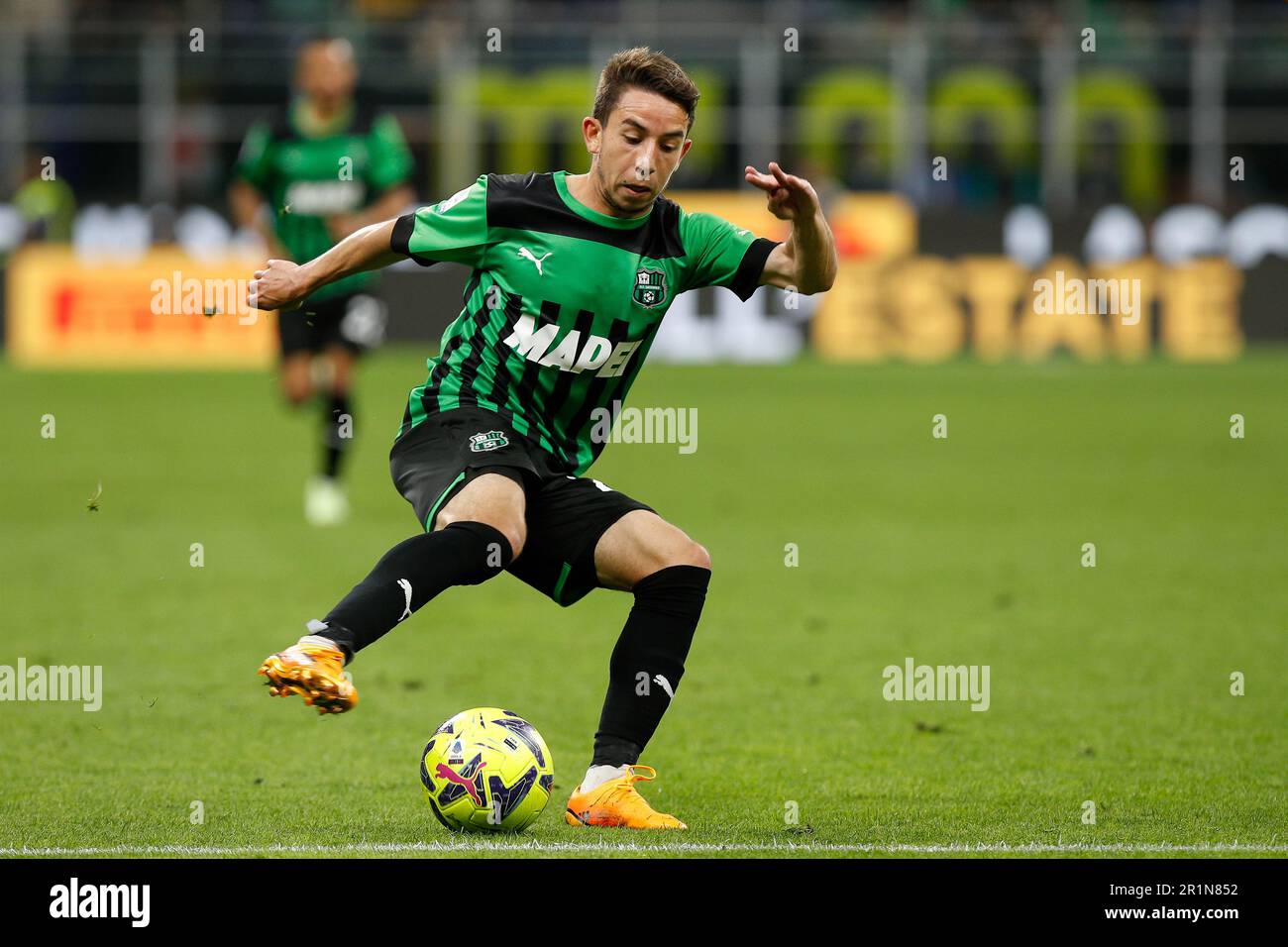 Milan, Italy. 13th May, 2023. Italy, Milan, may 13 2023: Maxime Lopez (Sassuolo midfielder) dribbles in front court in the second half during soccer game FC INTER vs SASSUOLO, Serie A Tim 2022-2023 day35 San Siro stadium (Photo by Fabrizio Andrea Bertani/Pacific Press) Credit: Pacific Press Media Production Corp./Alamy Live News Stock Photo