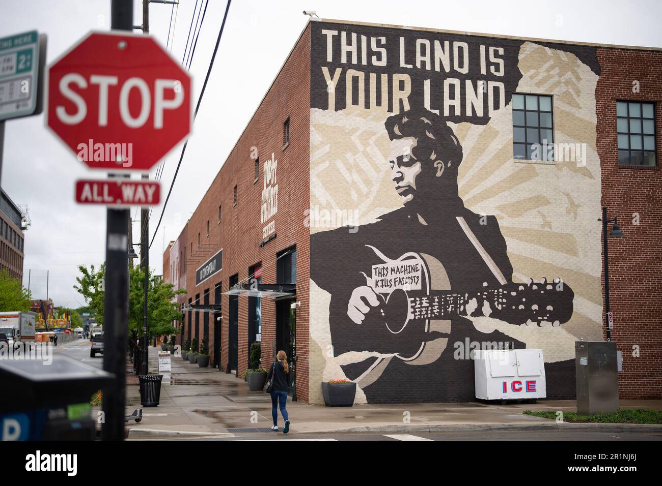 Tulsa, United States. 13th May, 2023. The exterior of the Woody Guthrie Center, right next door to the Bob Dylan Center in Tulsa, Oklahoma, on May 5, 2022. After a weekend of VIP events the Bob Dylan Center in Tulsa opened to the general public on May 11, 2022. (Photo by Jeff Wheeler/Minneapolis Star Tribune/TNS/Sipa USA) Credit: Sipa USA/Alamy Live News Stock Photo