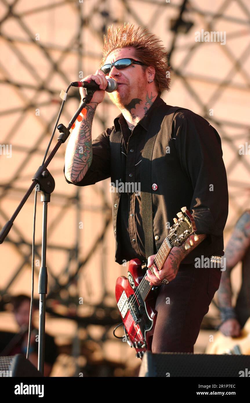 LARS FREDERIKSEN And The Bastards Lars Frederiksen and the Bastards (album) - Wikipedia