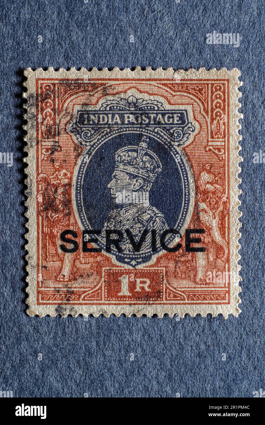 09 25 2013 Vintage Postal Stamp of Service 1938 1R used Studioshot