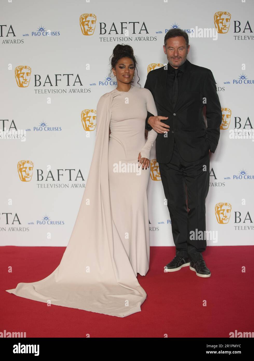 Freema Agyeman and Jason Isaacs with the award for Mini-Series, Mood, at the Bafta Television Awards 2023 at the Royal Festival Hall, London. Picture date: Sunday May 14, 2023. Stock Photo