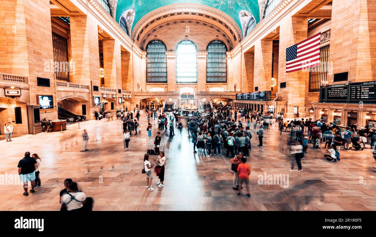 In the crowded waiting room of Grand Central Station in New York City Stock Photo