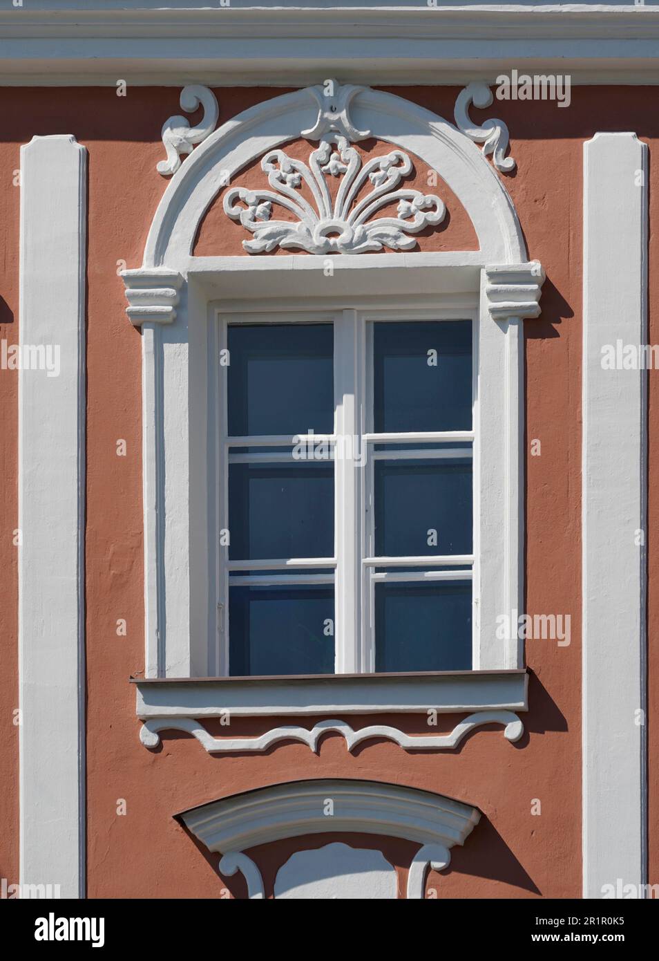 Germany, Bavaria, Upper Bavaria, Altötting district, Burghausen, old town, town pharmacy, facade, muntin windows, stucco ornaments Stock Photo