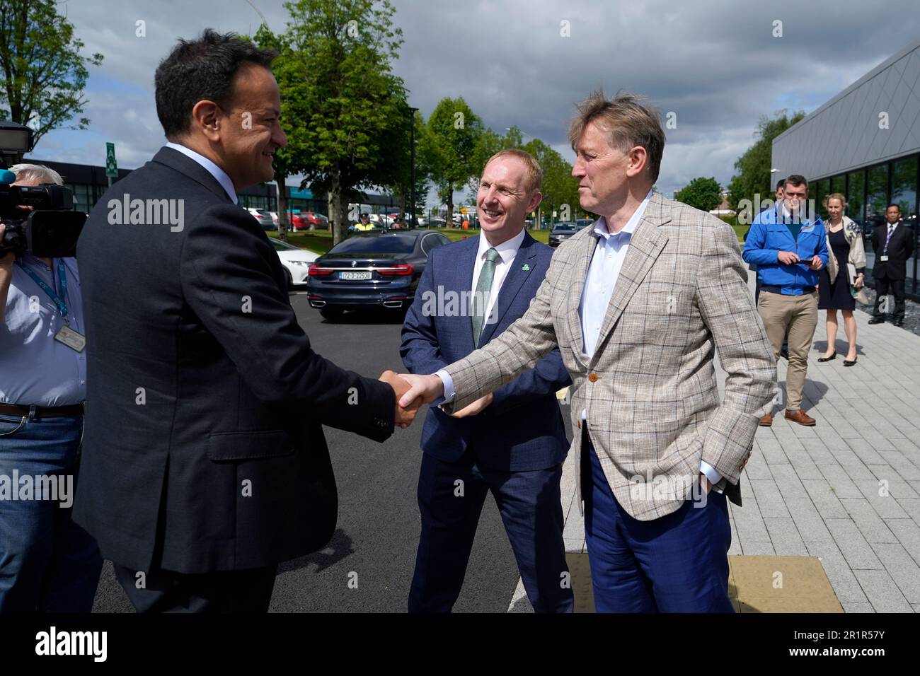 Taoiseach Leo Varadkar meets CEO Vincent Roche of Analog Device whilst