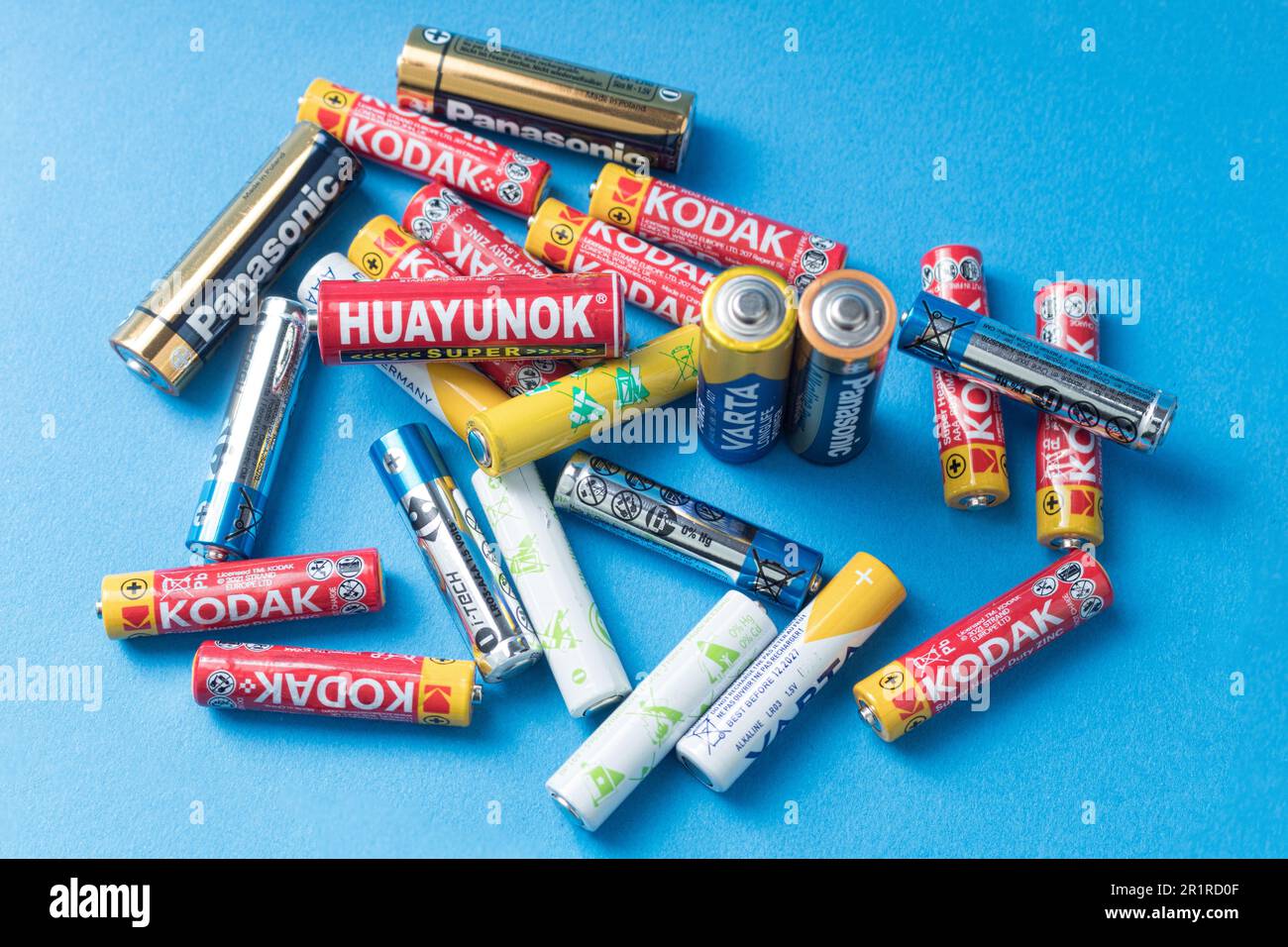 Pile dead battery batteries hi-res stock photography and images - Page 2 -  Alamy