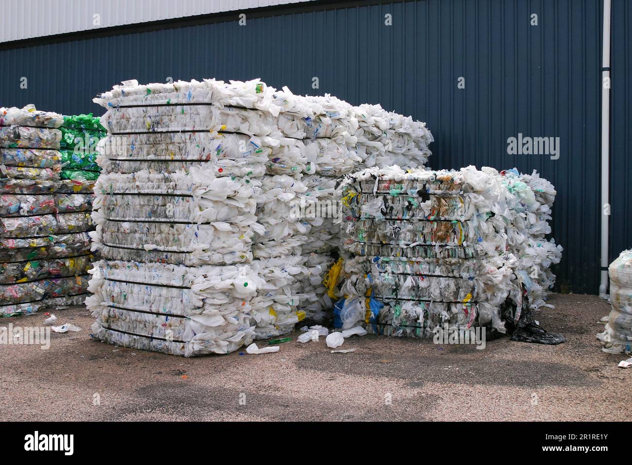 Garbage recycling in Esperance at the Wylie Bay Waste Management