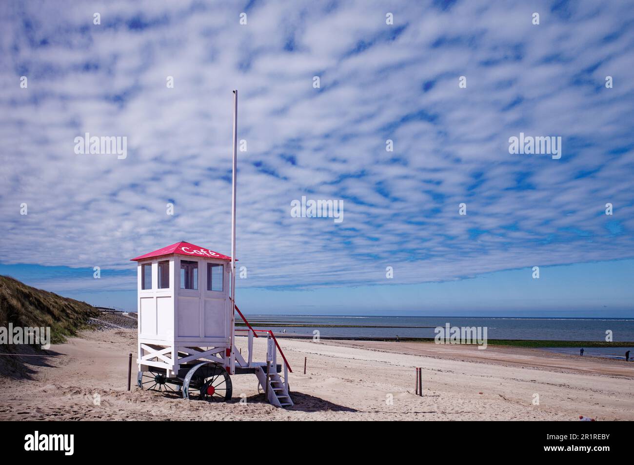 Cafe in a traditional bathing wagon on the beach, Baltrum, East Frisia, Lower Saxony, Germany Stock Photo