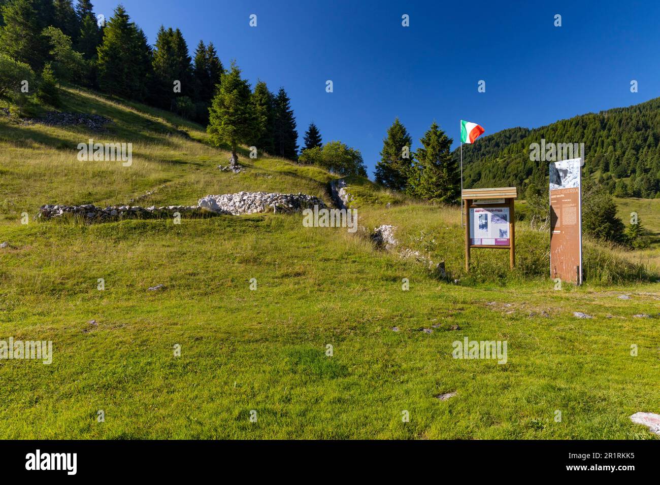 First World War Italian Trenches Hi res Stock Photography And Images first-world-war-italian-trenches-hi-res-stock-photography-and-images