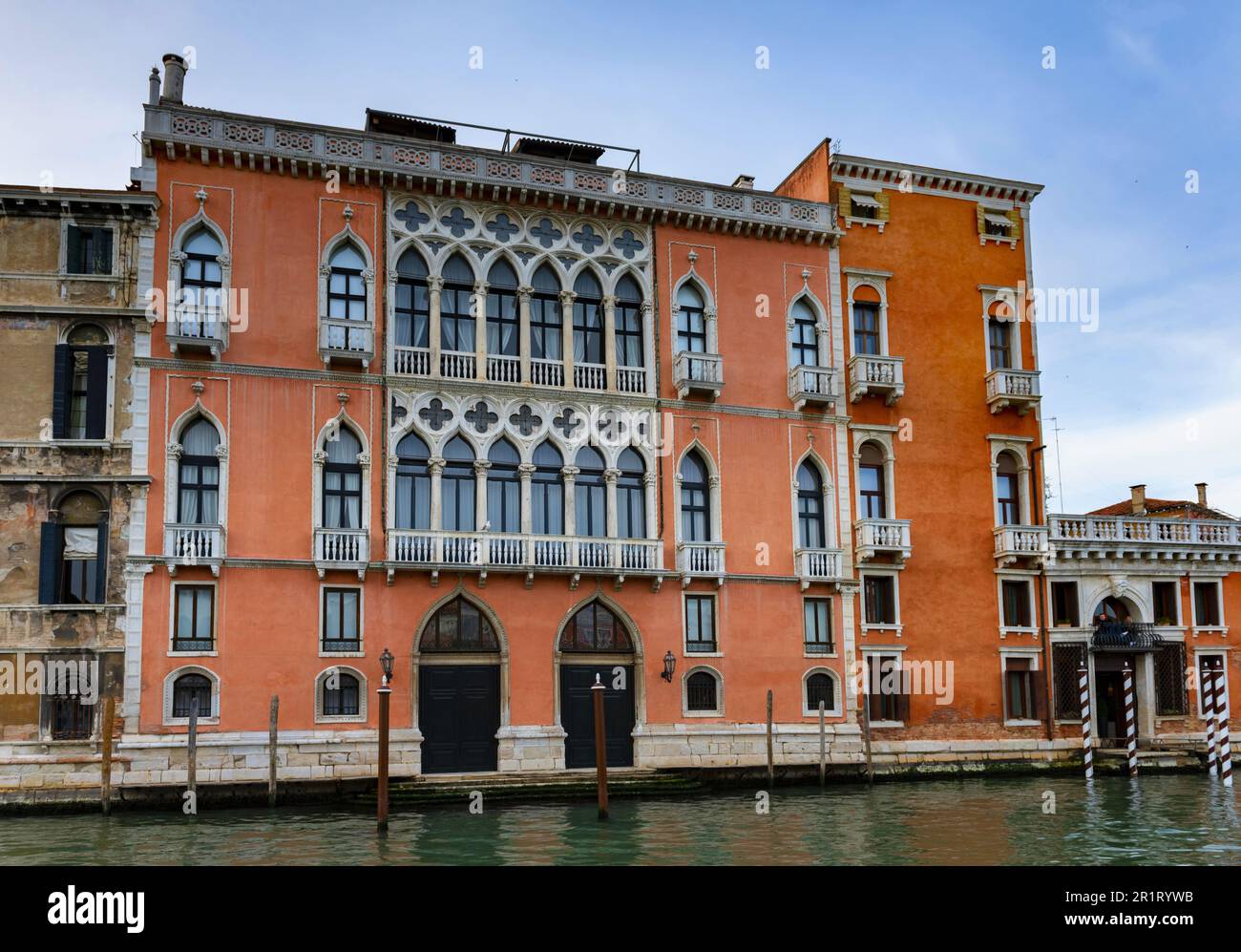 Houses in Grand Canal in Venice Stock Photo - Alamy
