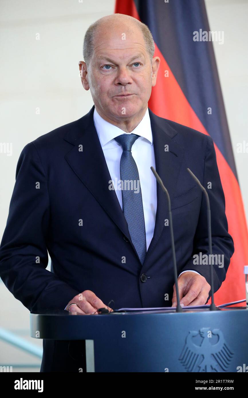 Chancellor olaf scholz at the press conference with volodymyr ze hi-res ...