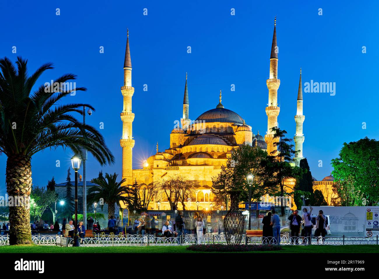 Istanbul Turkey. The Blue Mosque Stock Photo Alamy