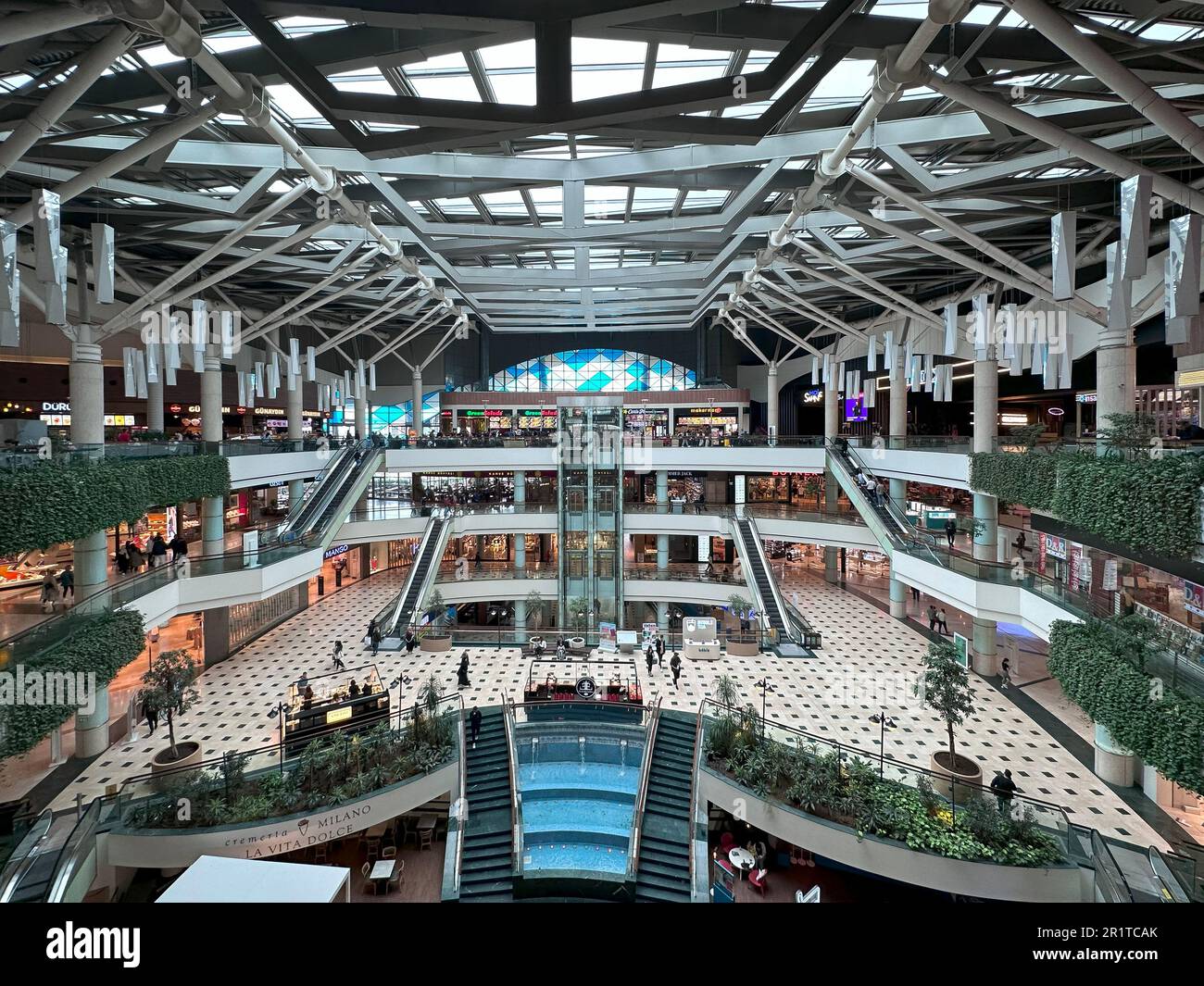 Istinye park mall hi-res stock photography and images - Alamy