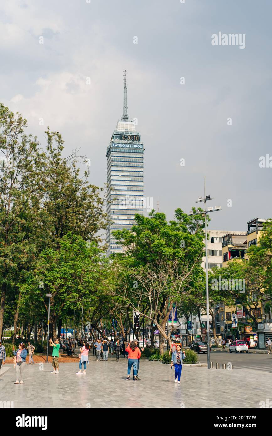 Torre latinoamericana exterior hi-res stock photography and images - Alamy