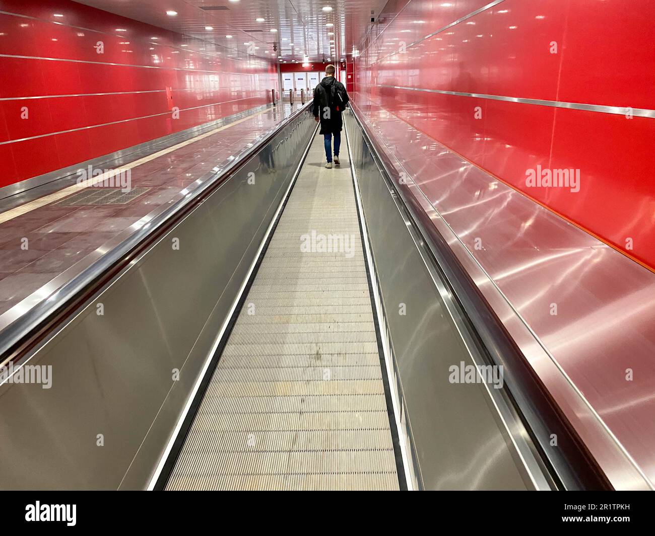Automatic walkway, flat escalator for passenger. Travellator