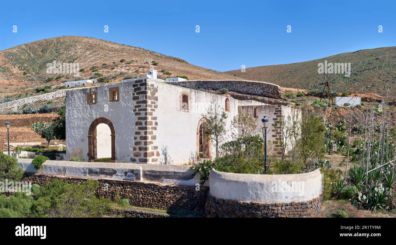 Monastery ruin Convento de San Buenaventura in Betancuria ...