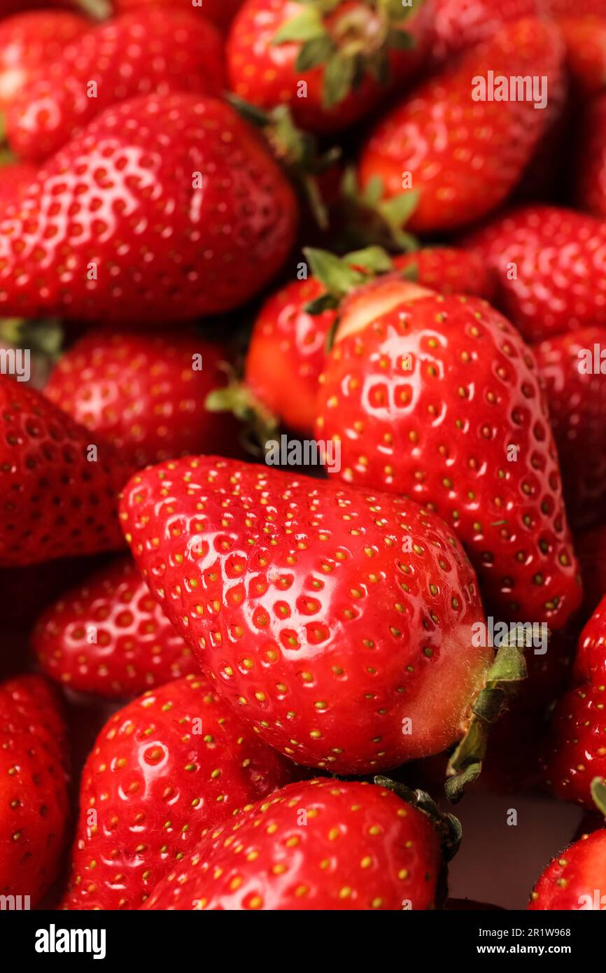 Texture of fresh strawberries as background Stock Photo - Alamy