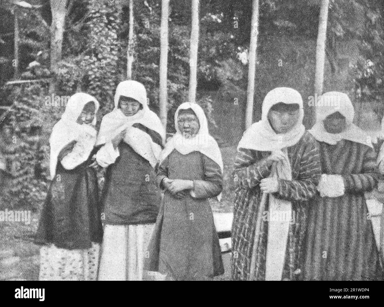 Leprous women in Tashkent. Photo from 1910. Stock Photo