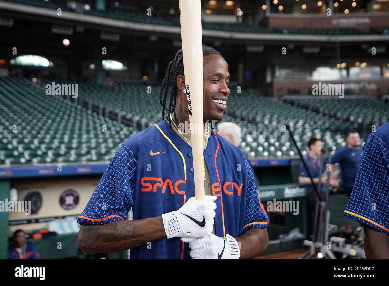 Houston rapper Travis Scott waits to hit during batting practice before a  baseball game between the Chicago Cubs and Houston Astros Monday, May 15,  2023, in Houston. (AP Photo/David J. Phillip Stock