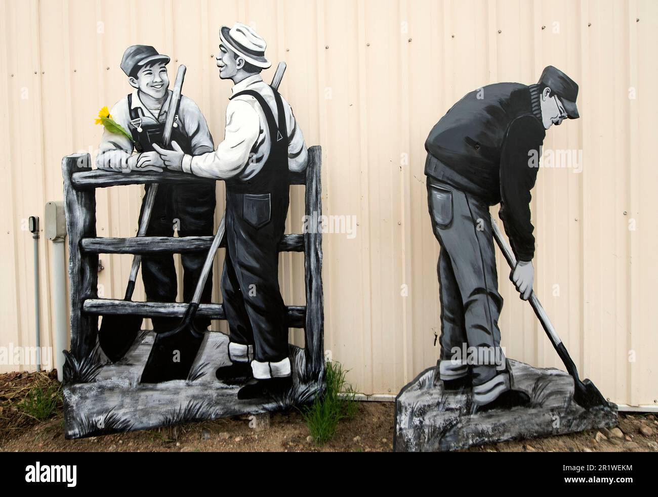 Taylor, Nebraska, USA. 15th May, 2023. ''The Villagers'' are lifesized