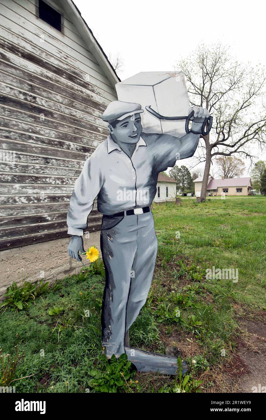 Taylor, Nebraska, USA. 15th May, 2023. ''The Villagers'' are lifesized