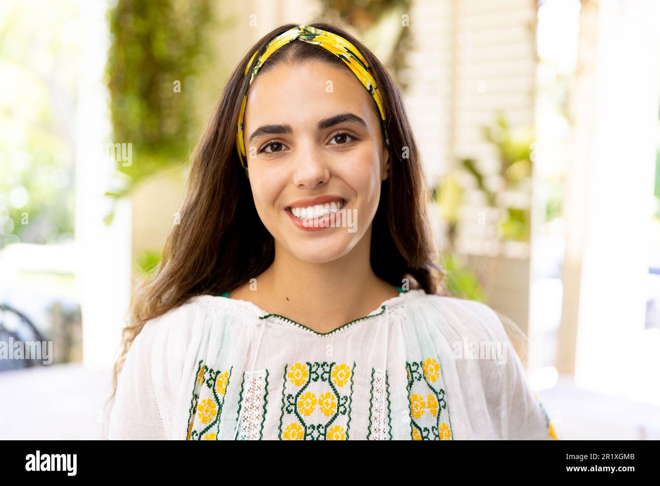 Portrait woman home smiling hi-res stock photography and images - Alamy