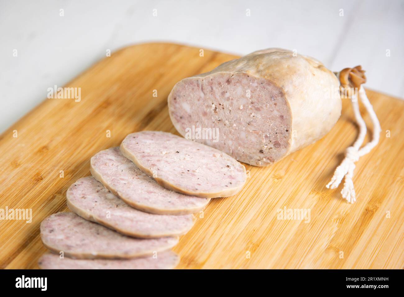 A paltruc or bull is the thickest sausage. It is a sausage made from the bladder or large