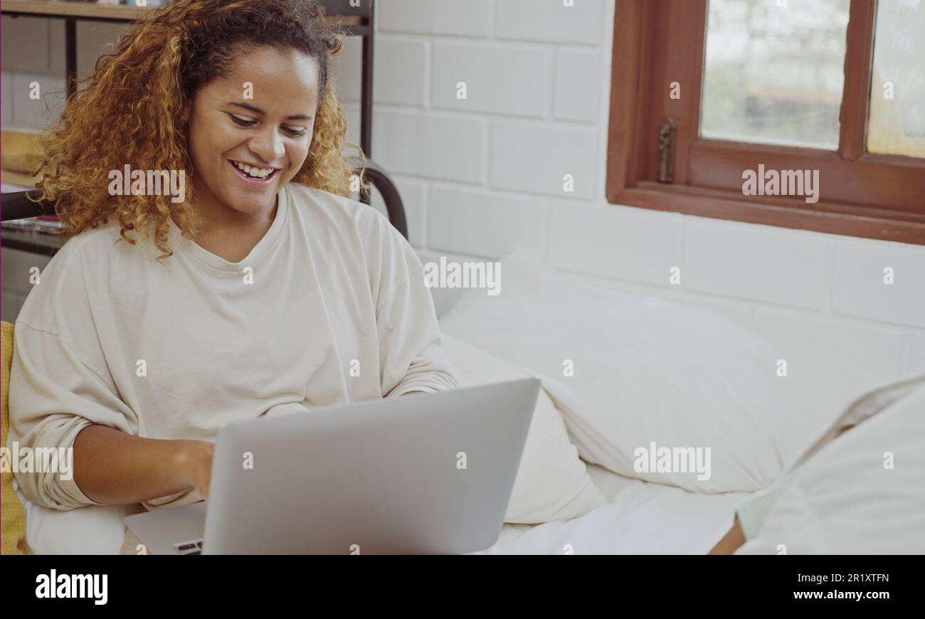Young family laptop in hi-res stock photography and images - Alamy