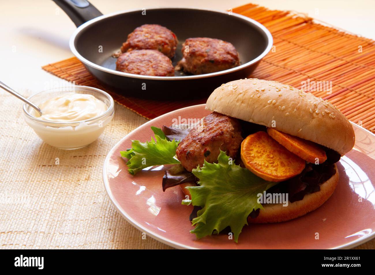 Russian steaks (Filetes rusos) are similar to a regular hamburger