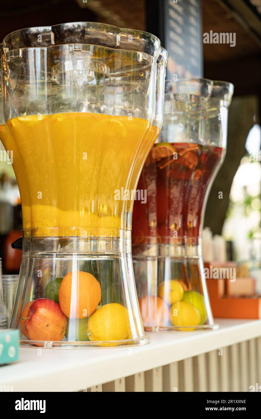 https://c8.alamy.com/comp/2R1XXNE/dispensers-with-different-cooling-drinks-in-a-restaurant-for-party-2R1XXNE.jpg