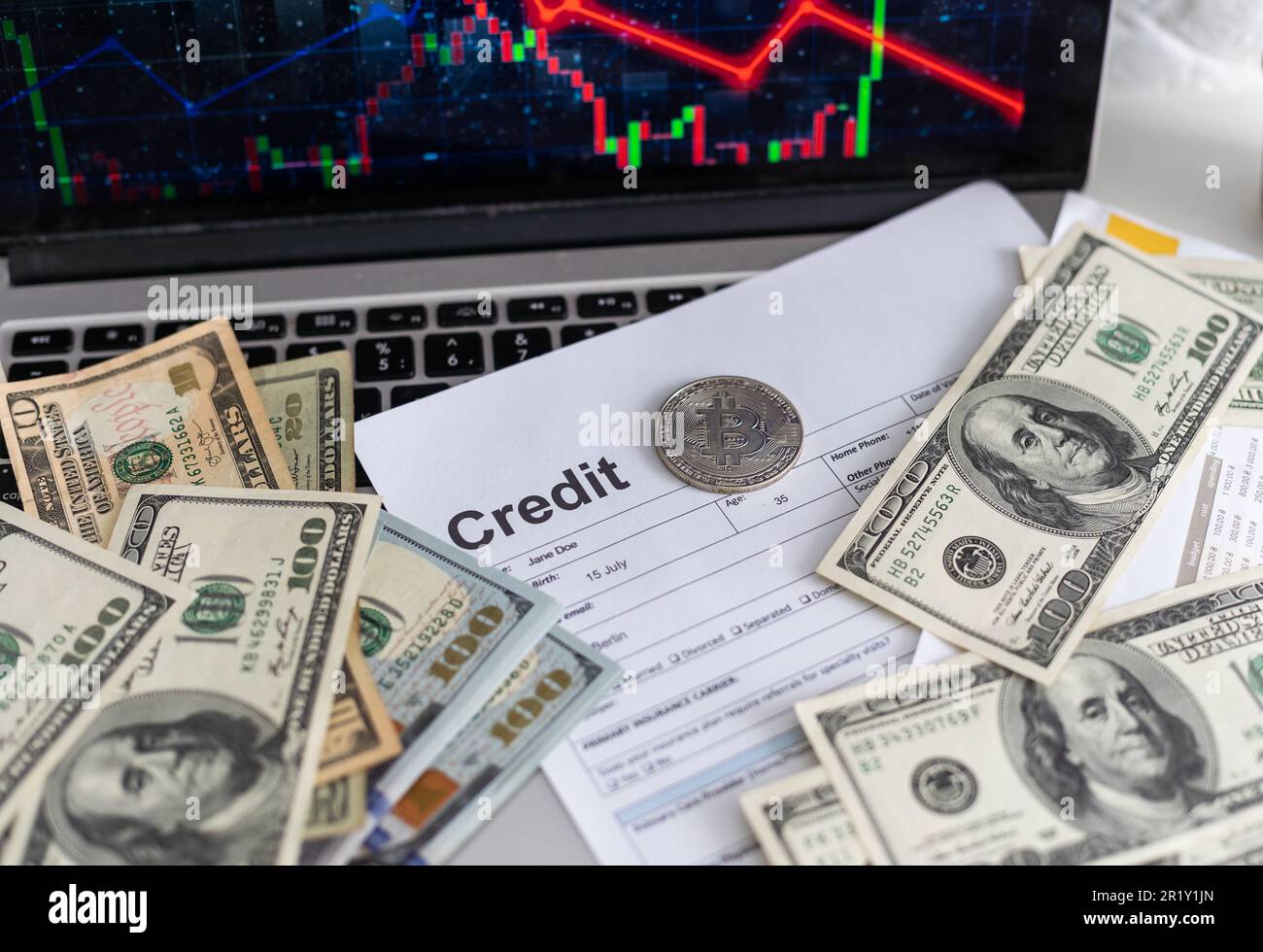 Cryptocurrency market is going down, is time to sell, red candles. The  graph evolution of Bitcoin on a laptop and smartphone display showing the  Stock Photo - Alamy