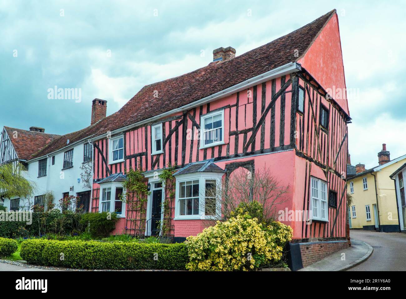 Lavenham crooked buildings hi-res stock photography and images - Alamy