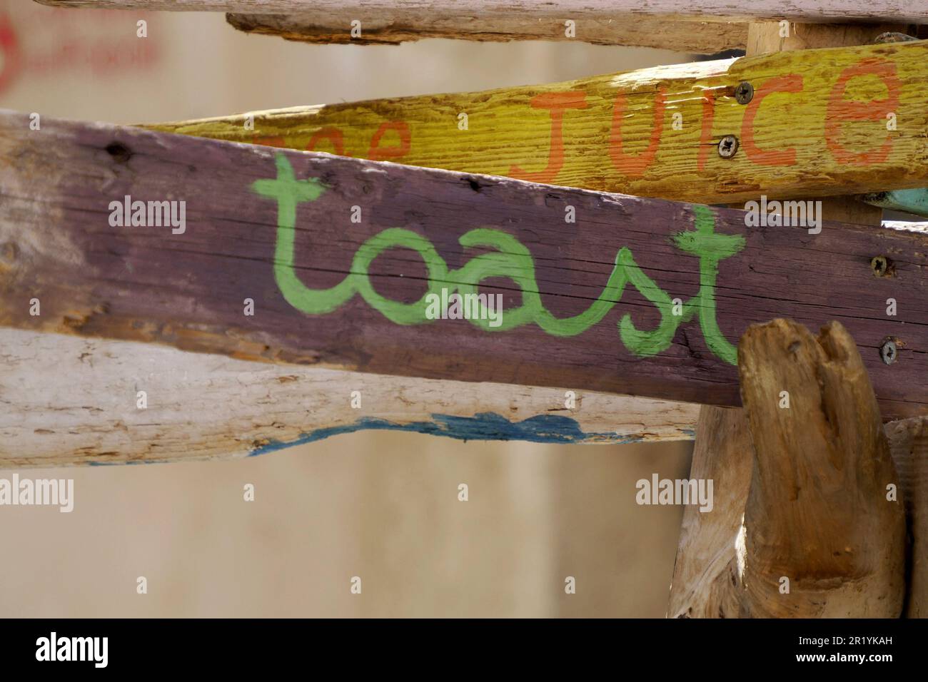 Toast Signs Happy toast symbol hi-res stock photography and images - Alamy