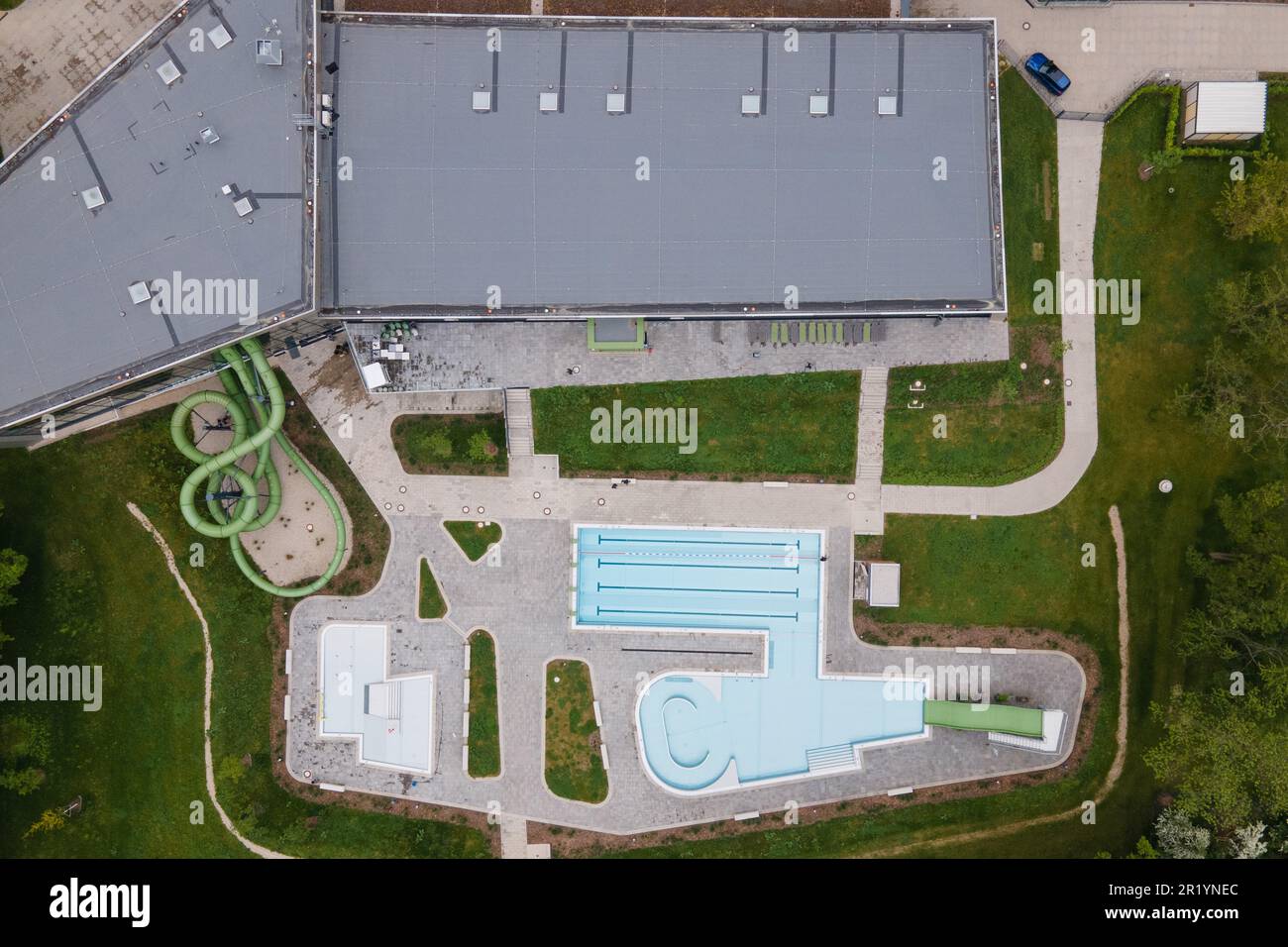 Dresden, Germany. 16th May, 2023. Employees of Dresdner Bäder GmbH