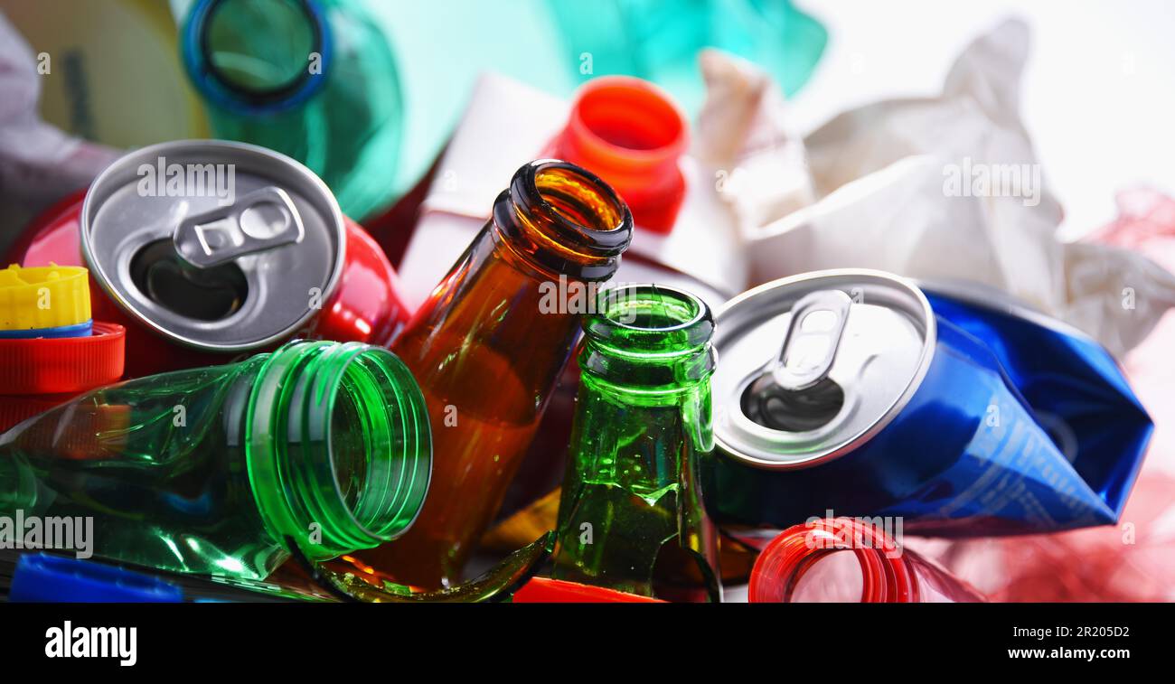 Recyclable garbage consisting of glass, plastic, metal and paper Stock Photo - Alamy