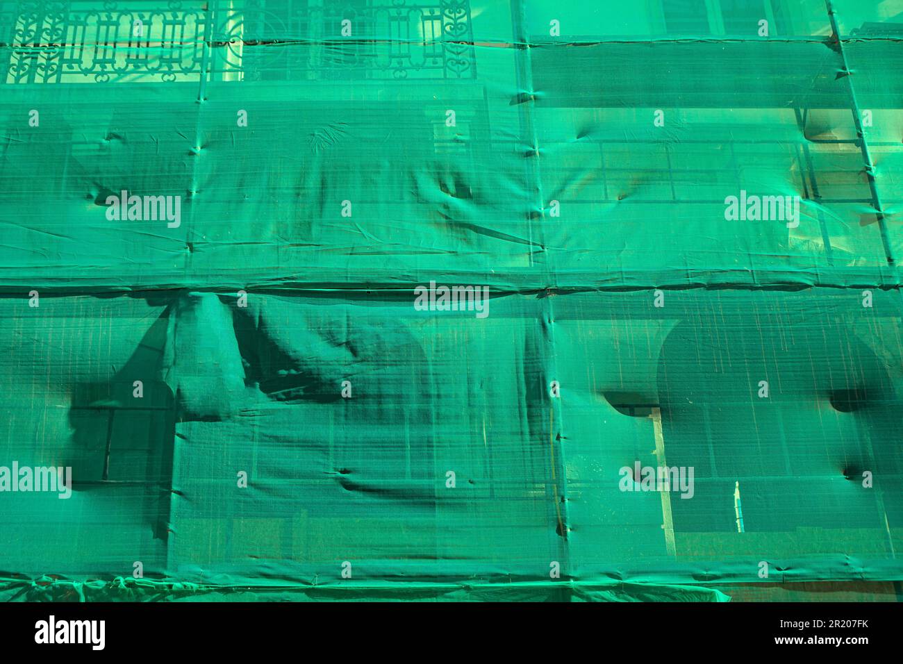 Safety net for building construction . Building Safety Netting Stock Photo Alamy