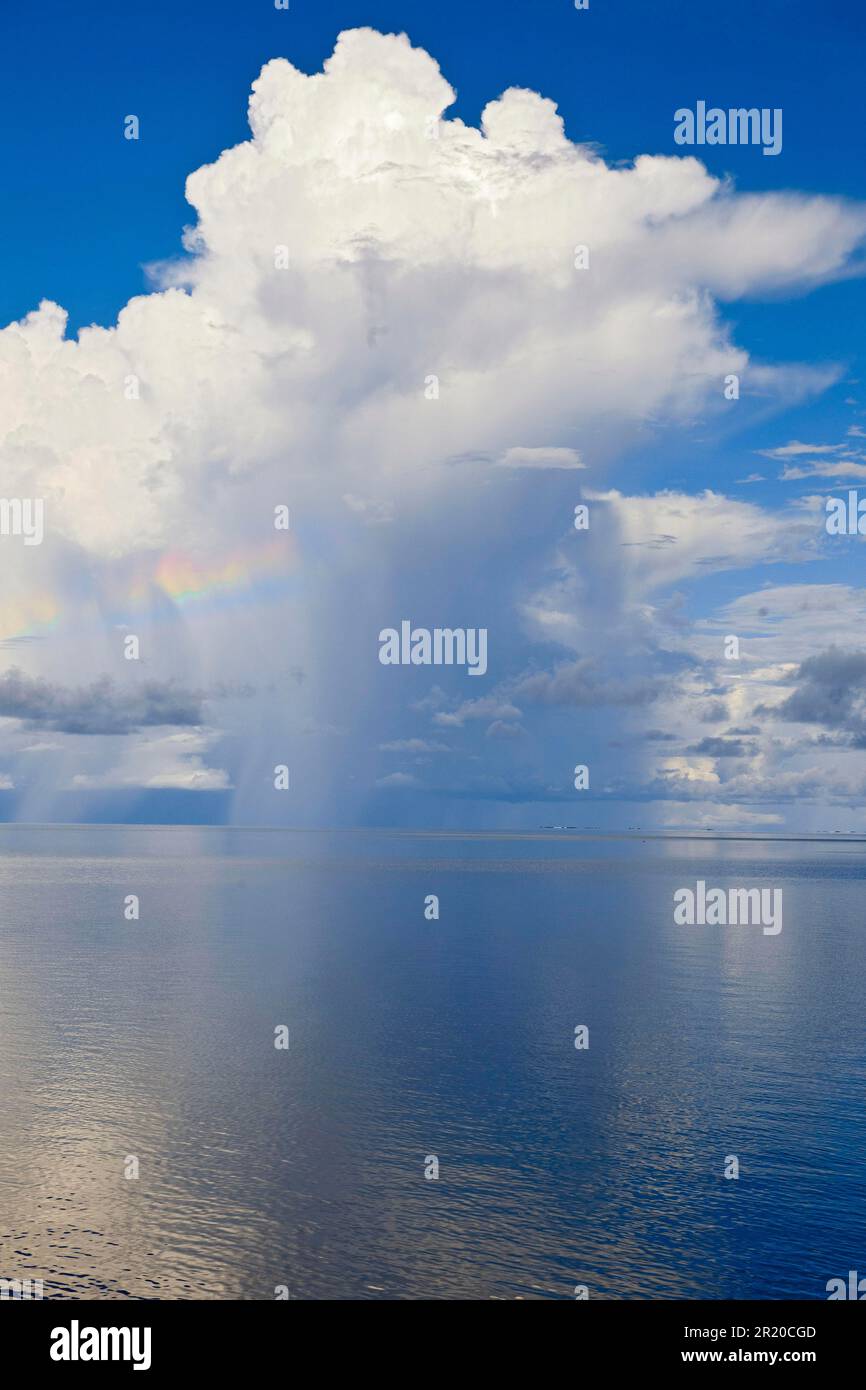 Tropical Rain, Cloud, Rain Cloud, Rainbow, Pacific Ocean Stock Photo ...