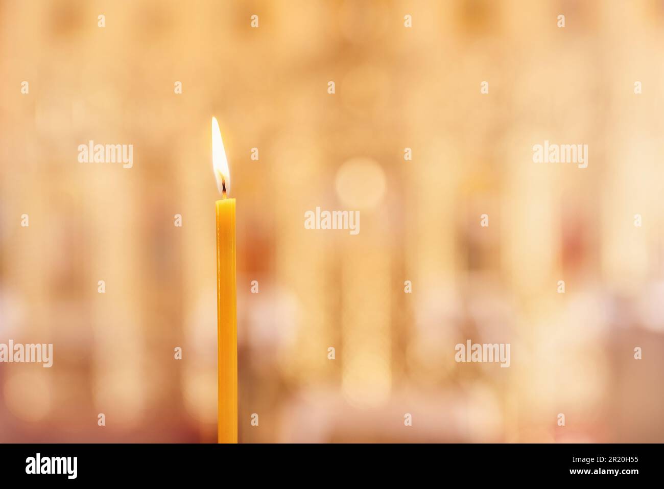 https://c8.alamy.com/comp/2R20H55/candles-burning-in-church-background-card-with-copy-space-for-text-2R20H55.jpg