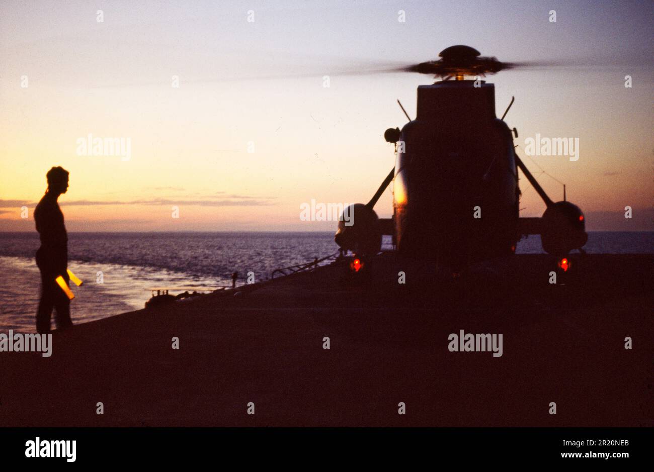 Navy helicopters taking off hi-res stock photography and images - Alamy