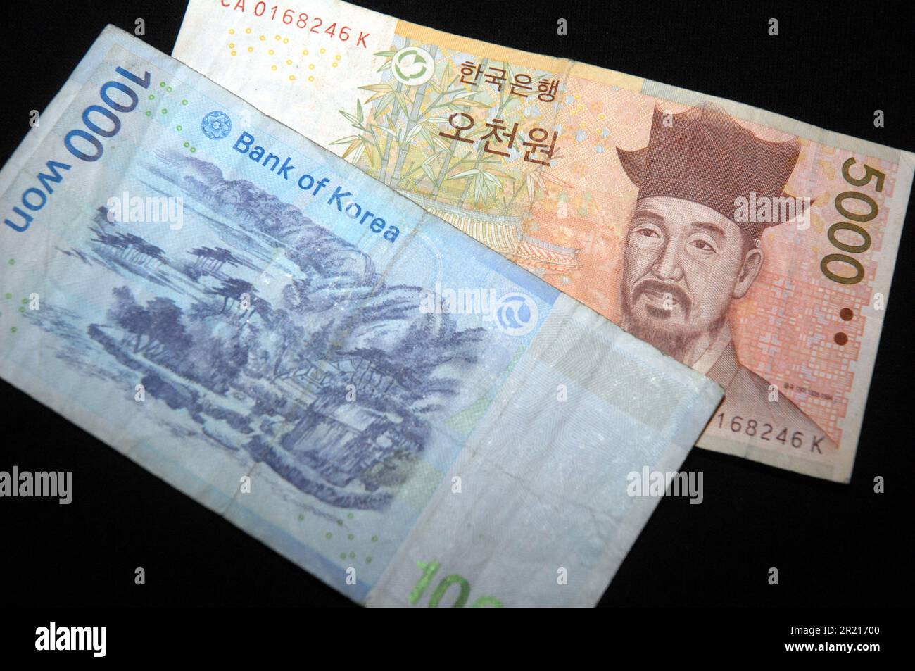 The 5000 South Korean won note front design illustrates the portrait of Yi I (1536 - 1584) was a Korean philosopher and writer who is regarded as one of the two most prominent Korean Confucian scholars of the Joseon Dynasty Stock Photo