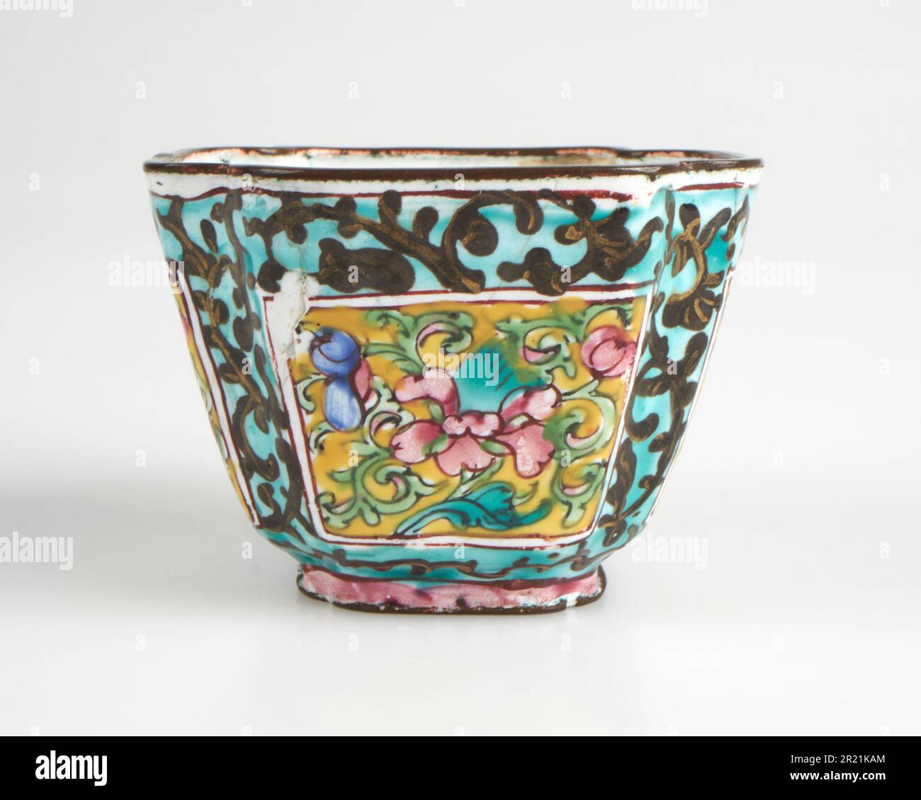 Antique 18th-19thc. Chinese Canton enamelled wine cup Stock Photo