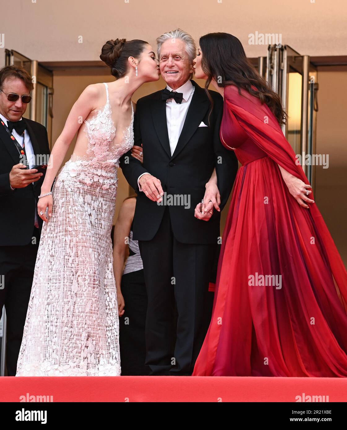 Cannes, France. 16th May, 2023. Cannes, France. May 16th, 2023. Catherine Zeta-Douglas and Michael Douglas and Carys Zeta-Douglas arriving at the gala screening of Jeanne Du Barry, part of the 76th Cannes Film Festival, Palais des Festival. Credit: Doug Peters/Alamy Live News Stock Photo