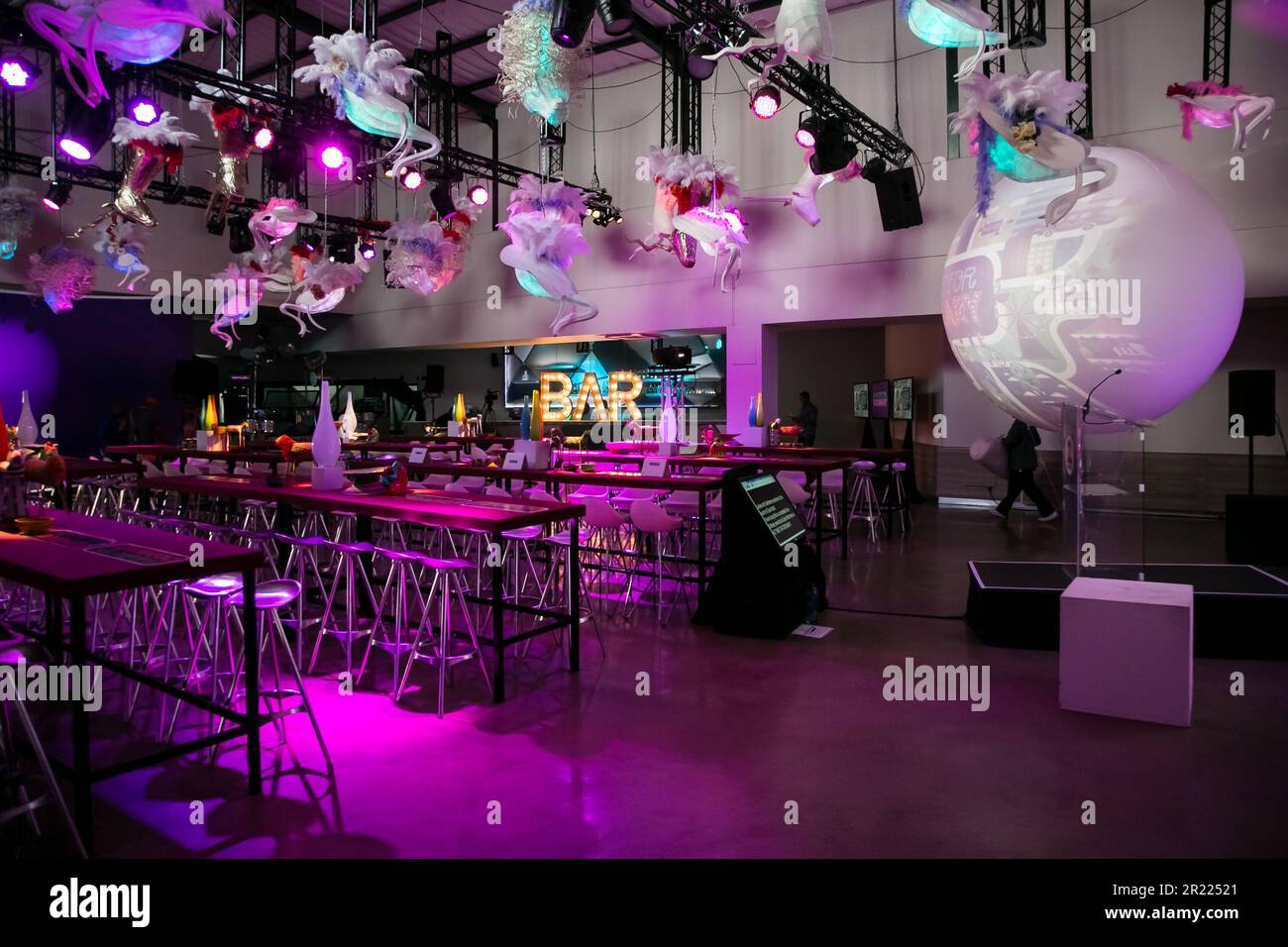 Interior large brightly lit hi-res stock photography and images - Alamy