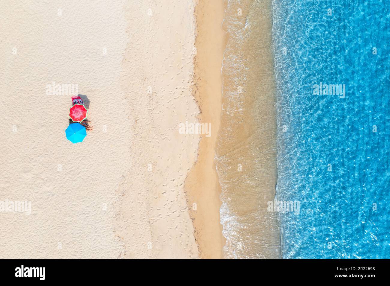 Aerial view beach empty chaise hi-res stock photography and images - Alamy