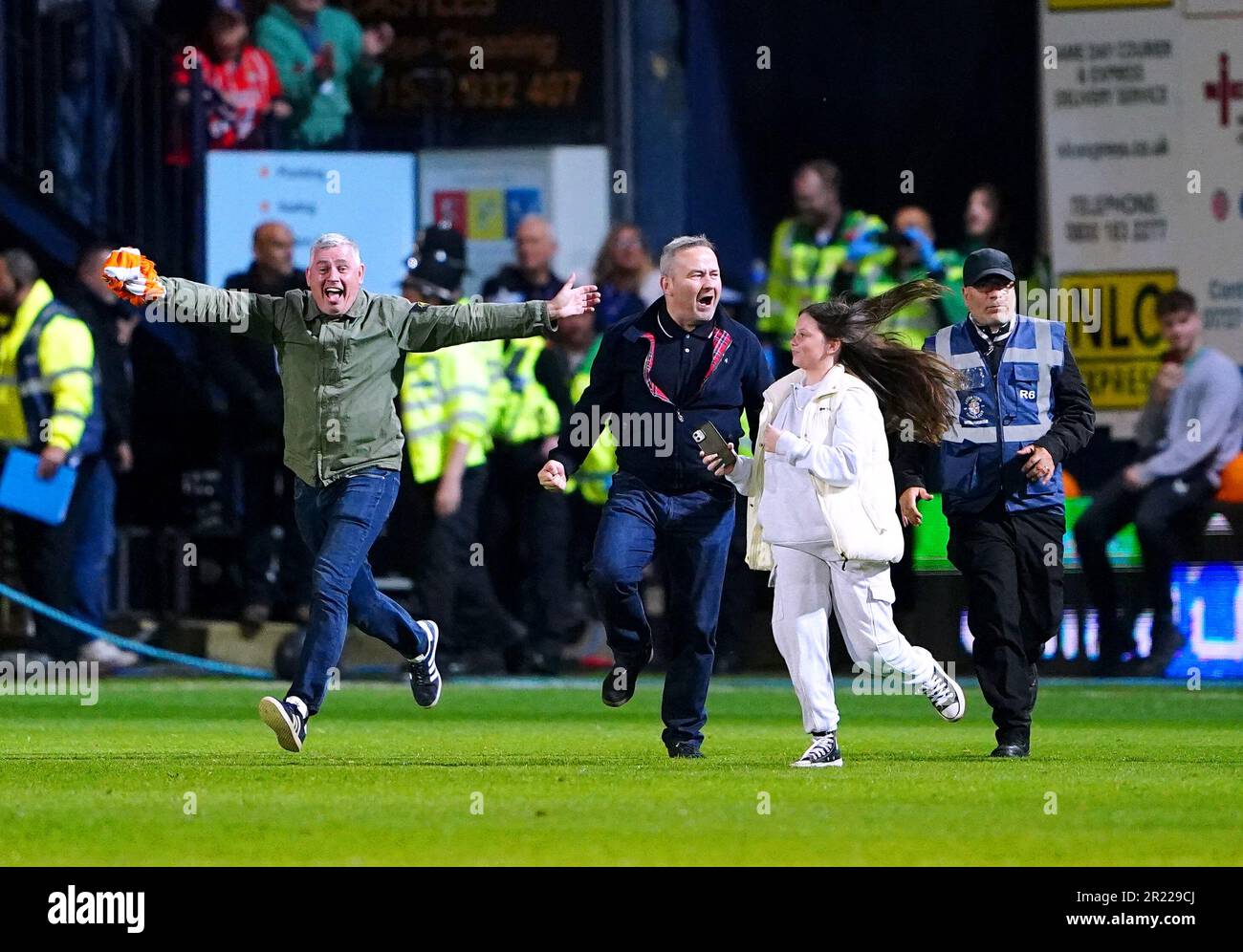 Is the away goals rule in EFL Championship playoff semi finals