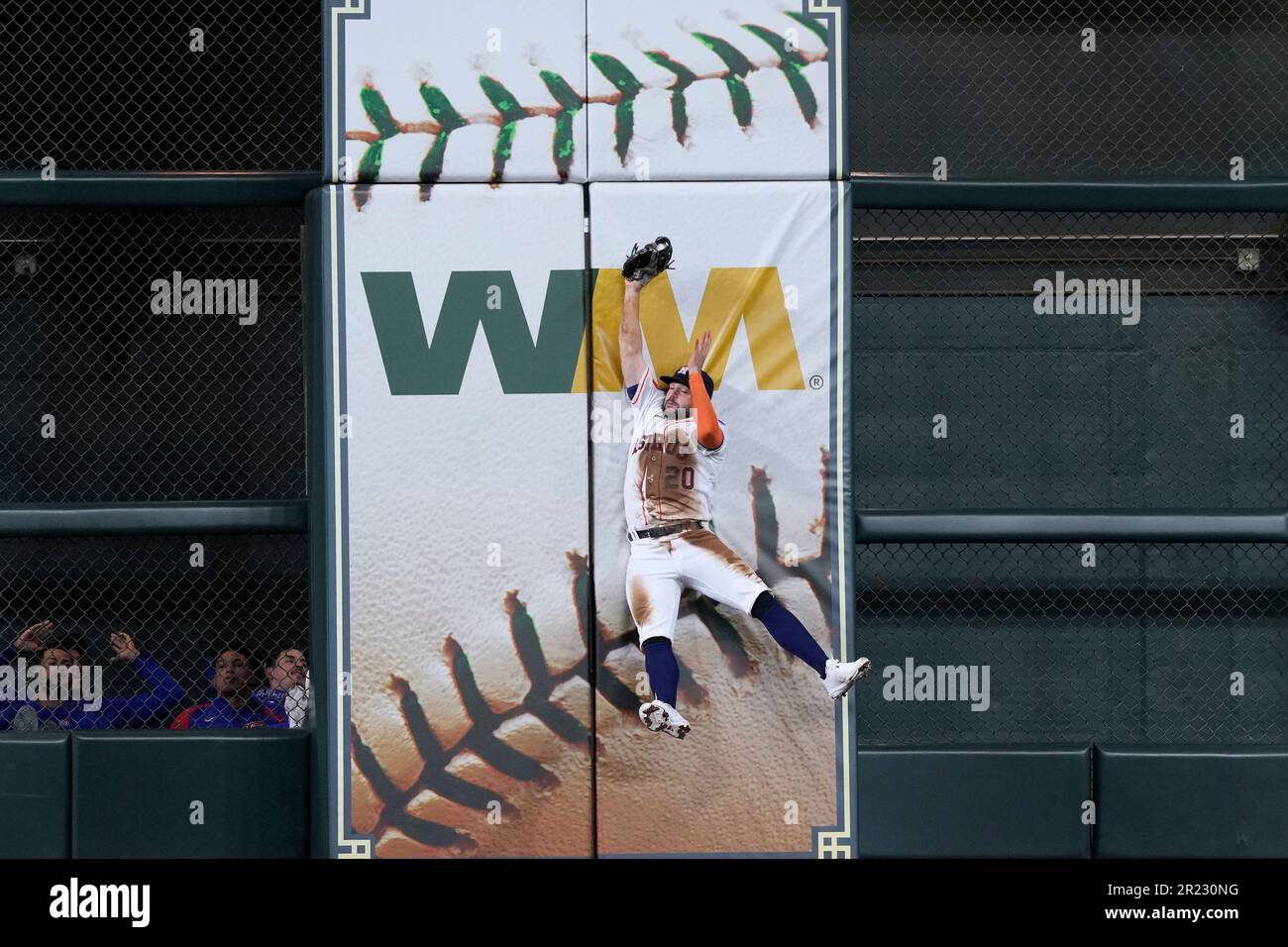 Chas McCormick's leaping catch, 07/09/2023