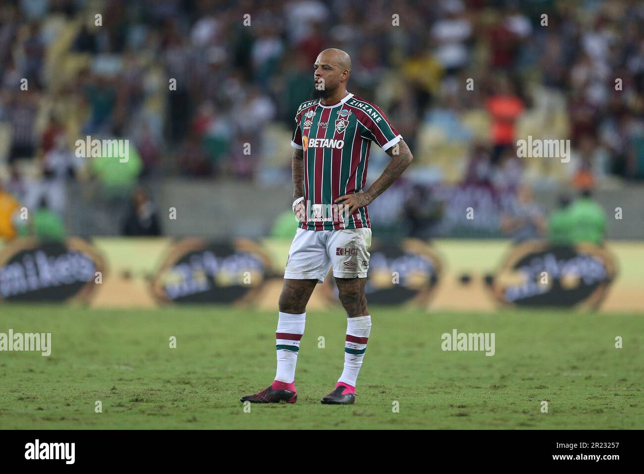 Rio De Janeiro, Brazil. 16th May, 2023. Maracana Stadium Felipe Melo of Fluminense, leaves the pitch after being expelled for fouling Gabriel Barbosa of Flamengo, during the match between Fluminense and Flamengo, for the round of 16 of the Copa do Brasil 2023, at Estadio do Maracana, this Tuesday 16. 30761 (Daniel Castelo Branco/SPP) Credit: SPP Sport Press Photo. /Alamy Live News Stock Photo