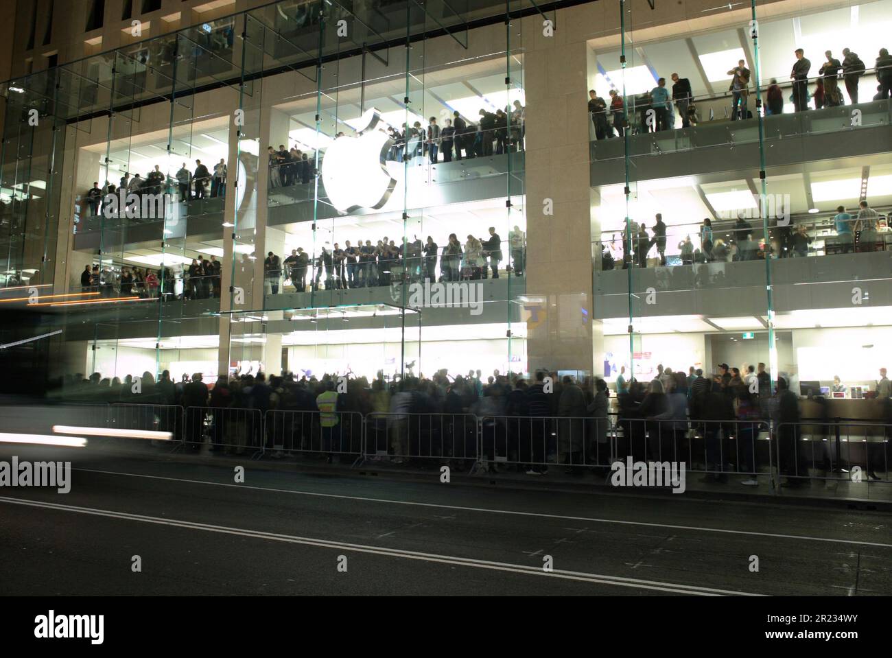 The official opening launch of Australia’s first Apple store, situated on George Street, the main road through the Sydney CBD. Some consumers had stood in line for more than 24 hours to be among the first to visit the new store. Sydney, Australia, 19 June 2008. Stock Photo
